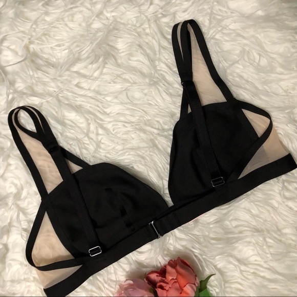 Victoria’s Secret Large Unlined Plunge Bra Black Satin with Nude Mesh Wi… - Picture 5 of 9